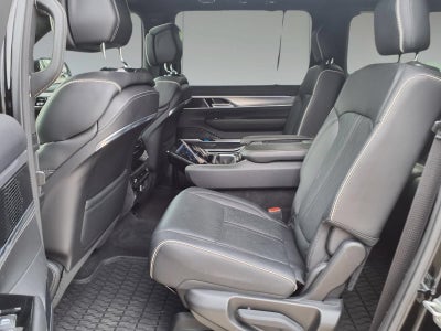 2023 Jeep Grand Wagoneer L Series II