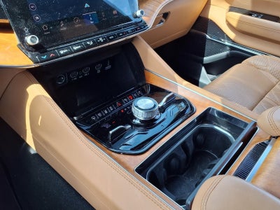2022 Jeep Grand Wagoneer Series III