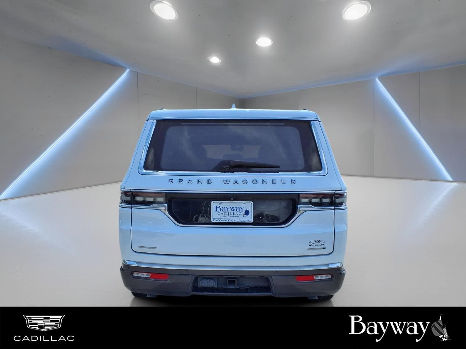 2022 Jeep Grand Wagoneer Series III