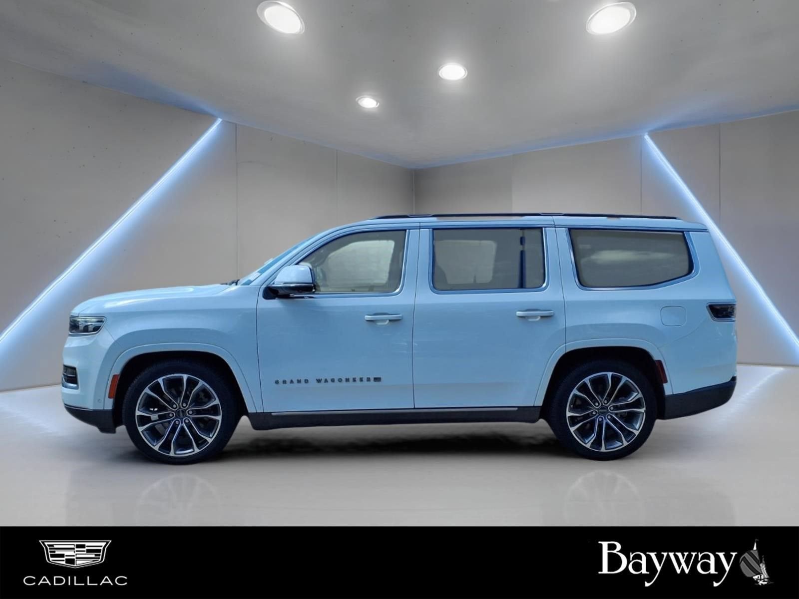2022 Jeep Grand Wagoneer Series III