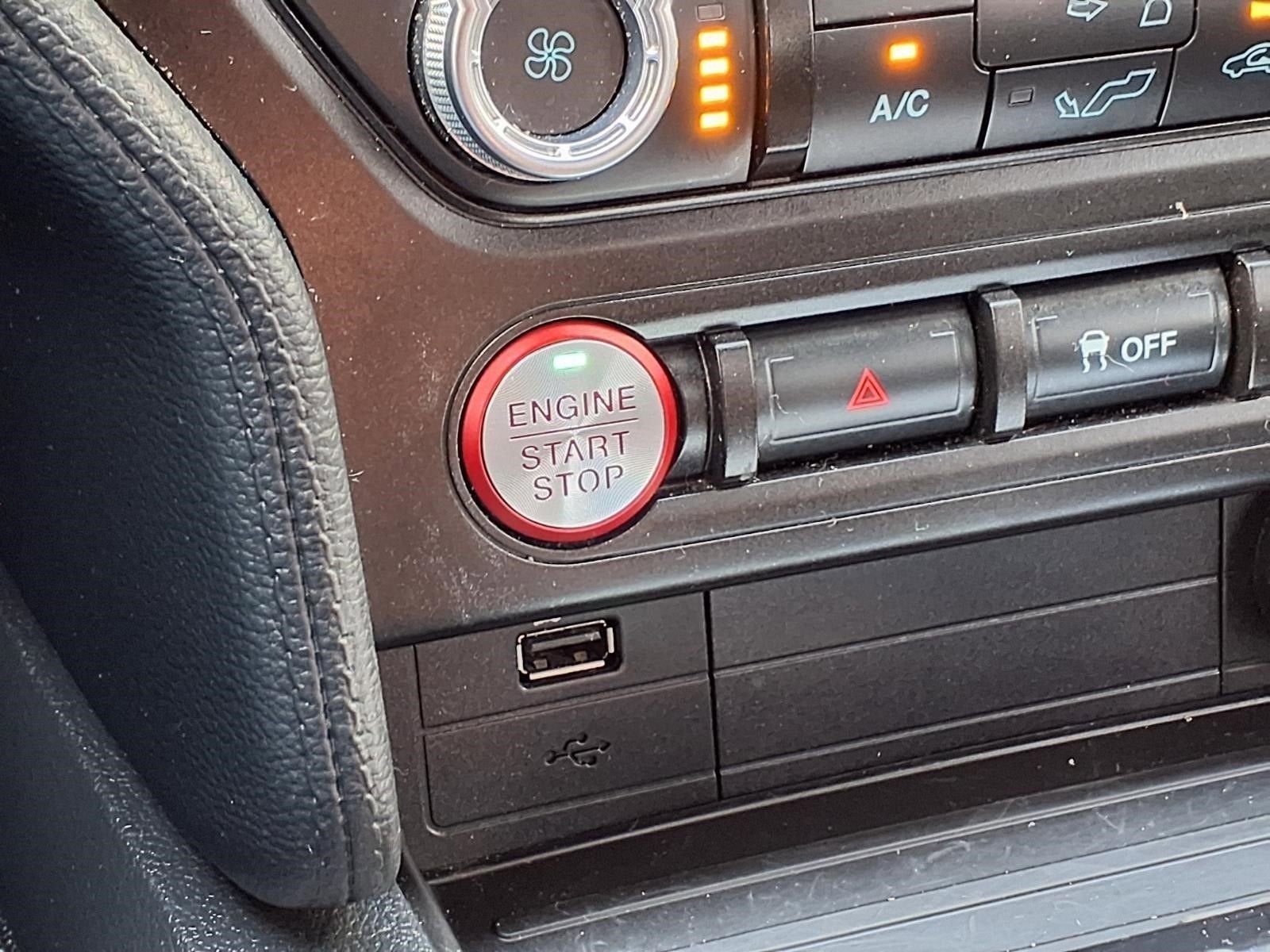 2022 Ford Mustang EcoBoost