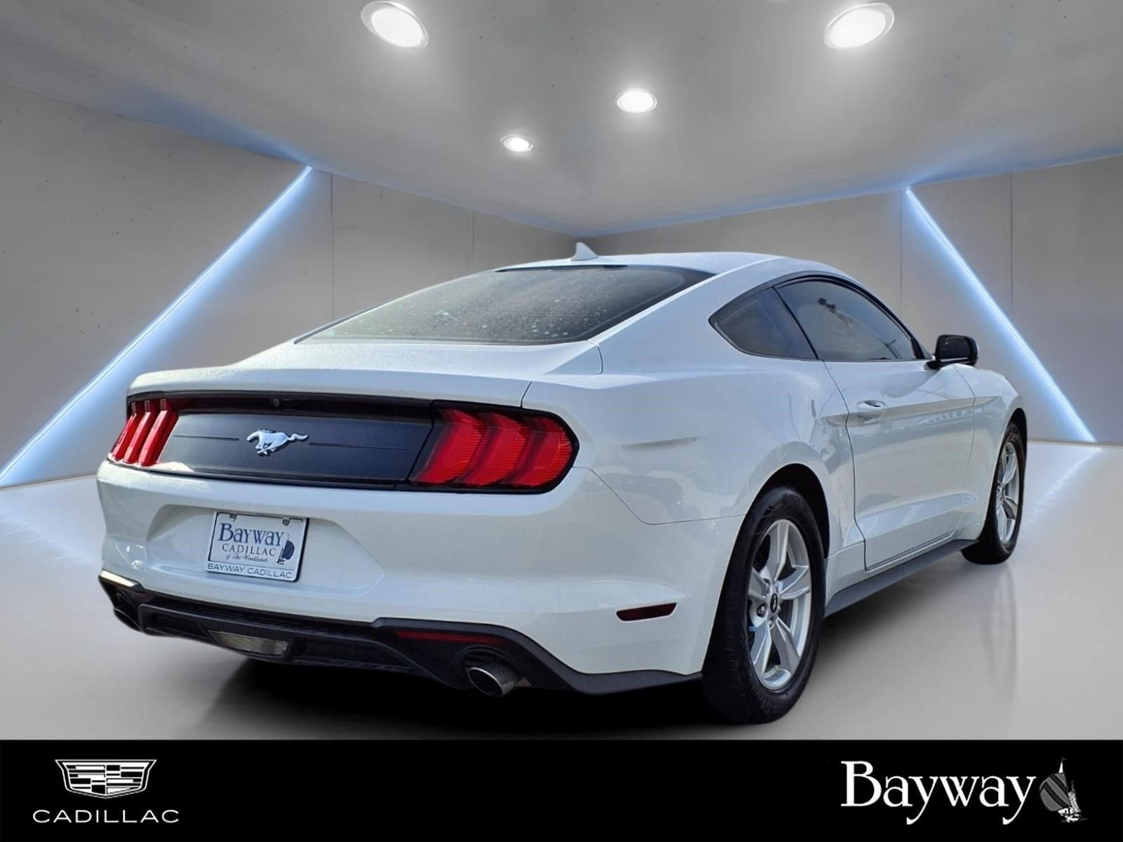 2022 Ford Mustang EcoBoost