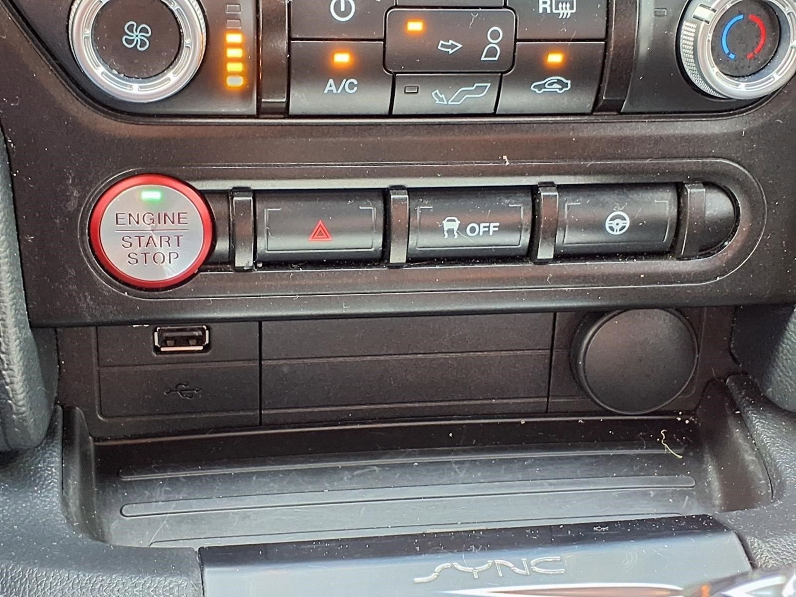 2022 Ford Mustang EcoBoost