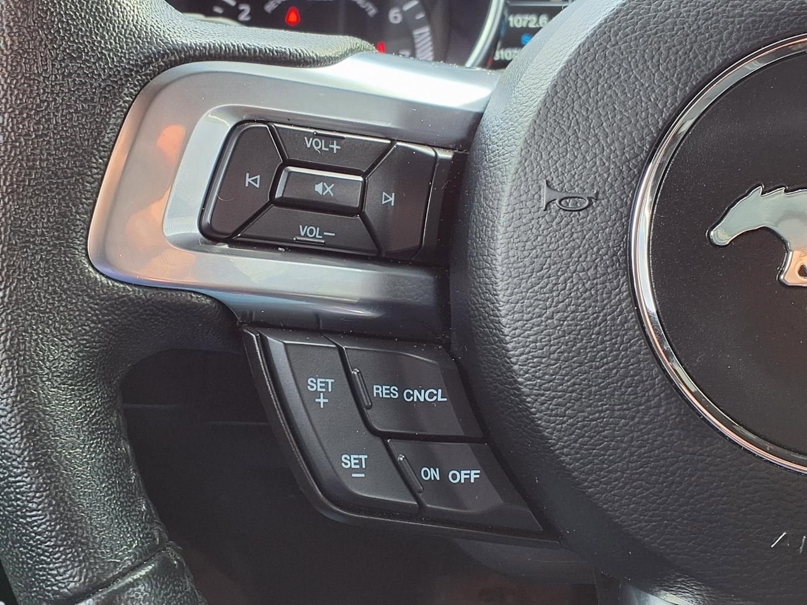 2022 Ford Mustang EcoBoost