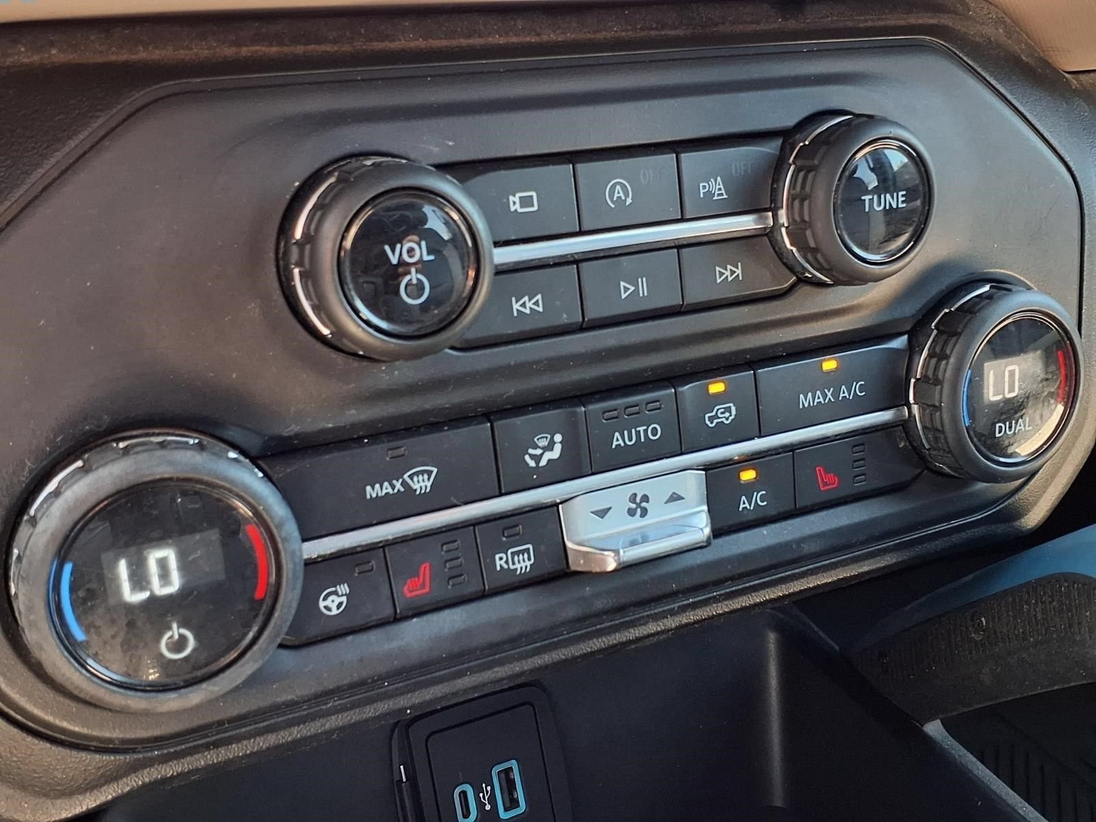 2021 Ford Bronco Base