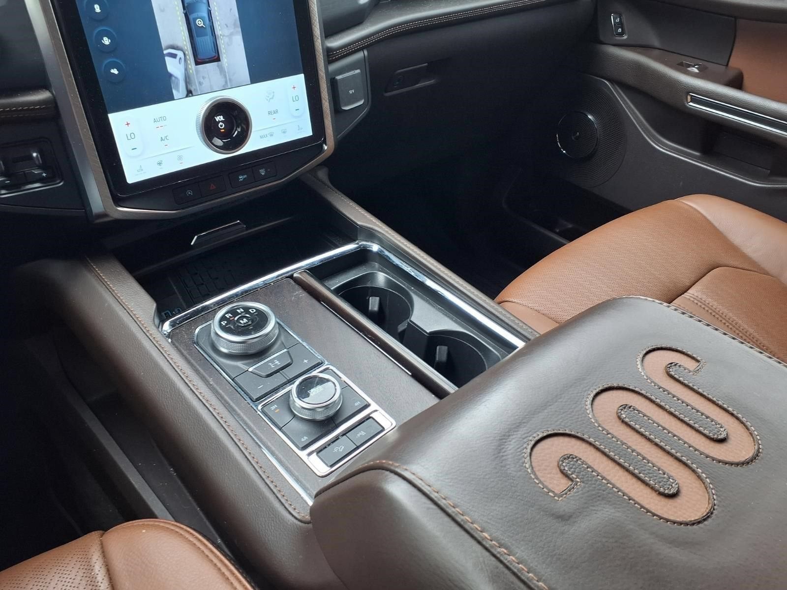 2024 Ford EXPEDITION KINGRN