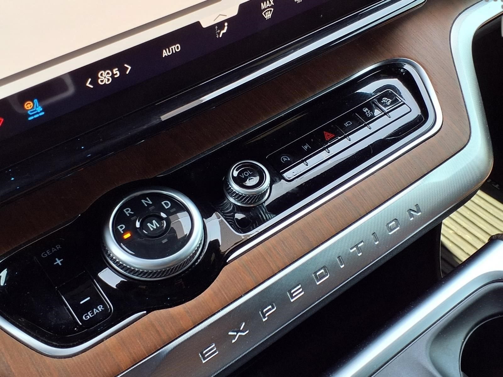 2025 Ford Expedition King Ranch