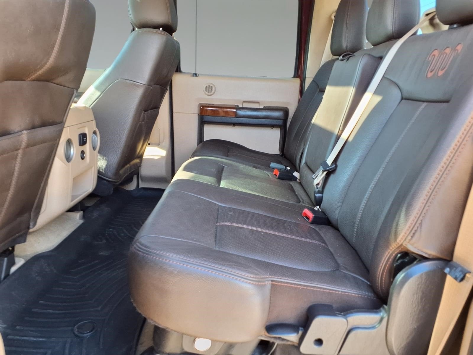 2016 Ford Super Duty F-250 SRW Lariat