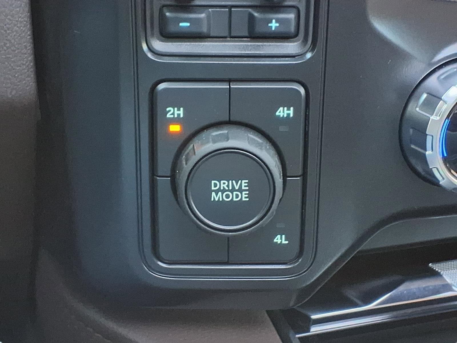 2025 Ford Super Duty F-450 DRW XL