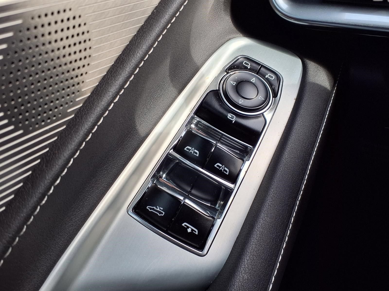 2025 Chevrolet Corvette Stingray 2LT