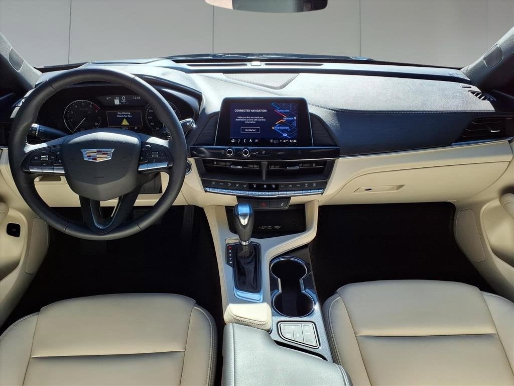 2021 Cadillac CT4 Luxury