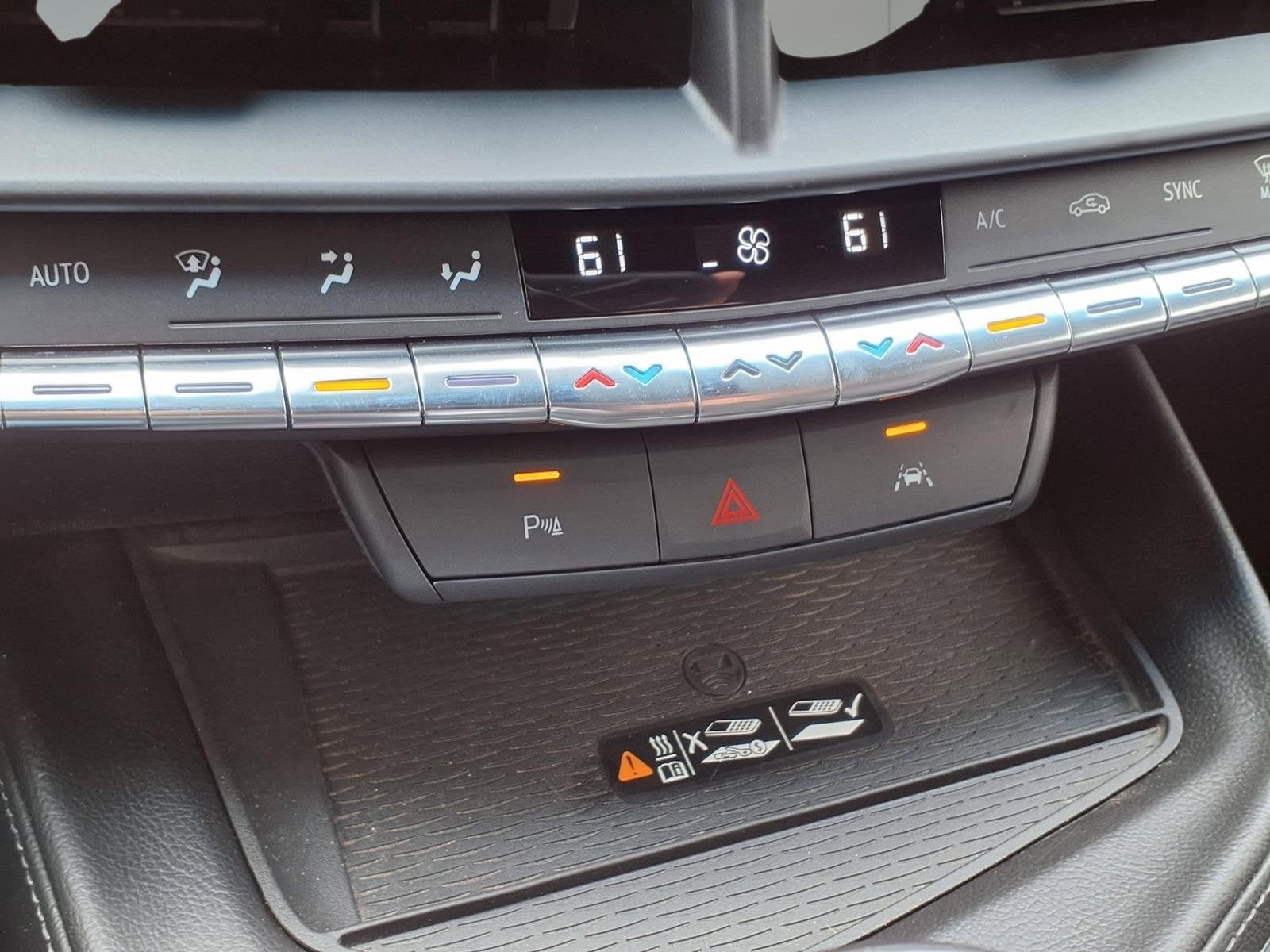 2023 Cadillac CT4 Luxury