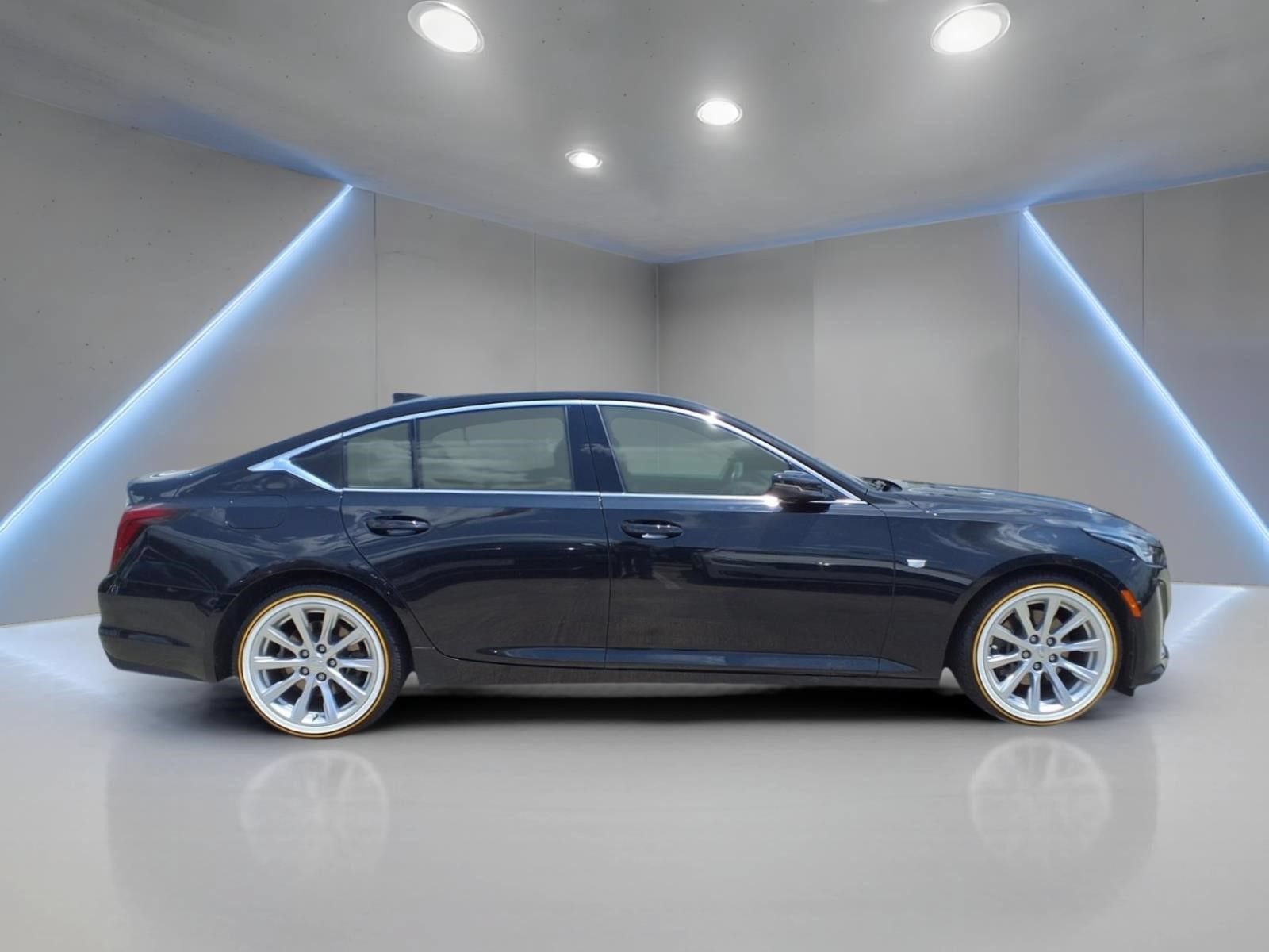 2023 Cadillac CT5 Luxury