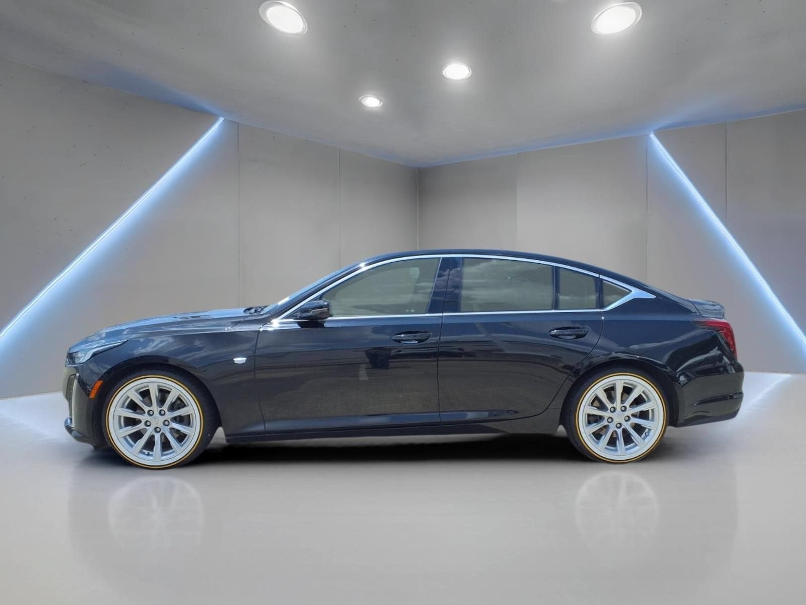 2023 Cadillac CT5 Luxury