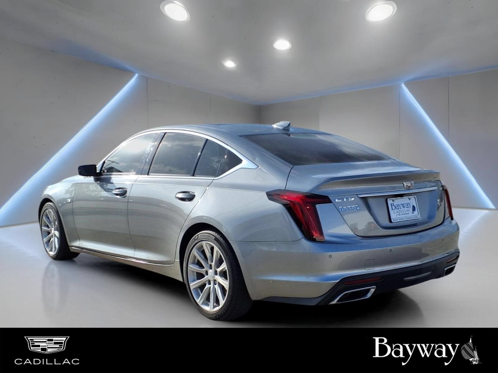 2023 Cadillac CT5 Luxury