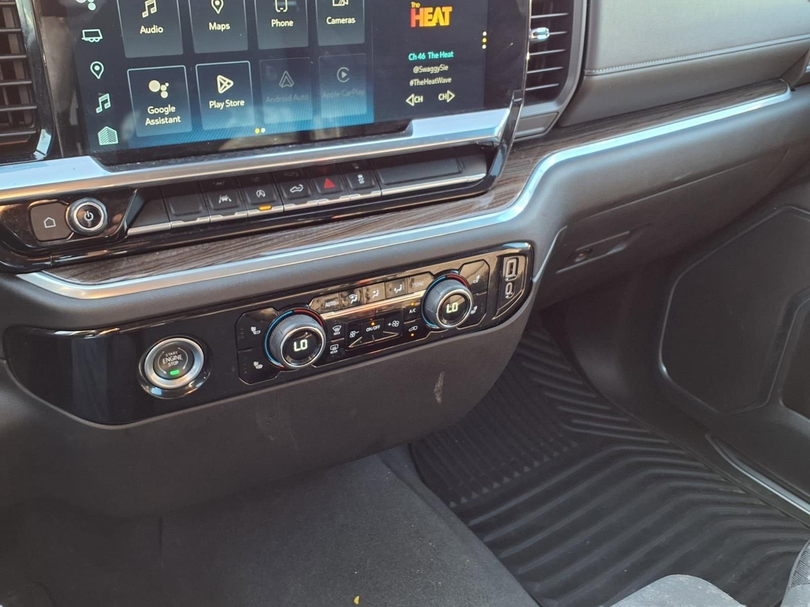 2022 Chevrolet Silverado 1500 LT (2FL)