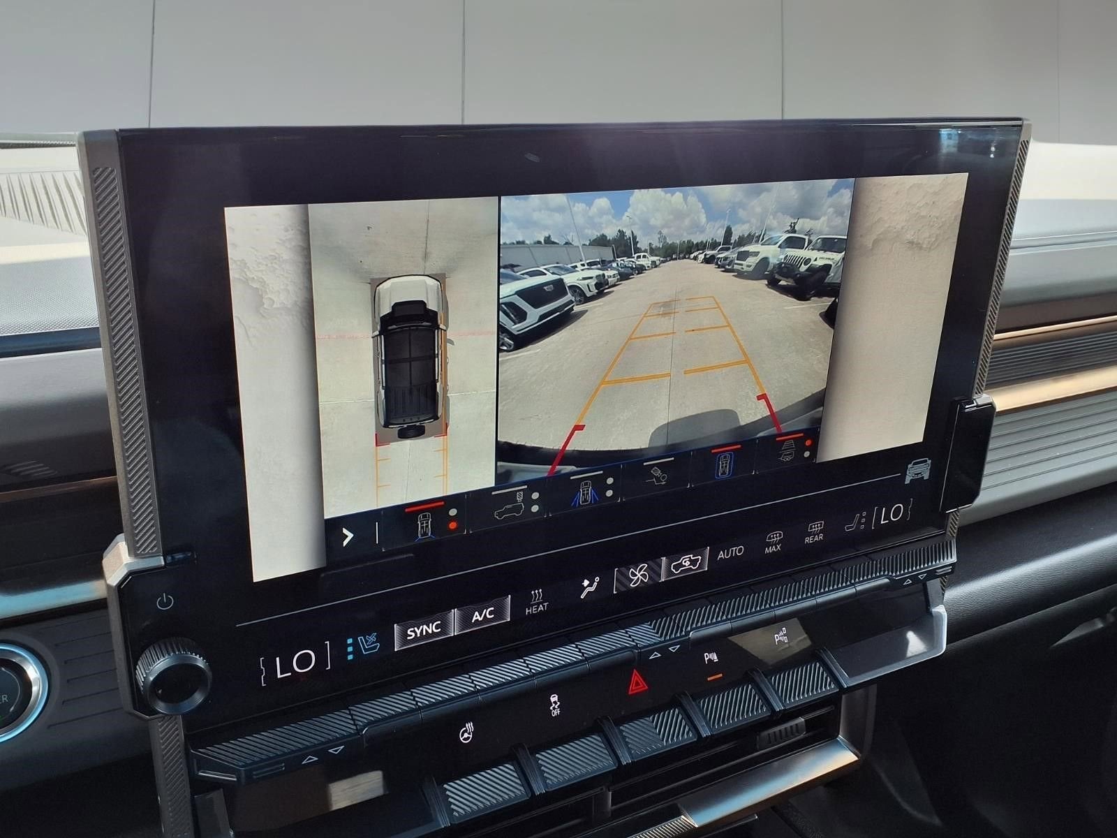 2024 GMC HUMMER EV SUV 3X