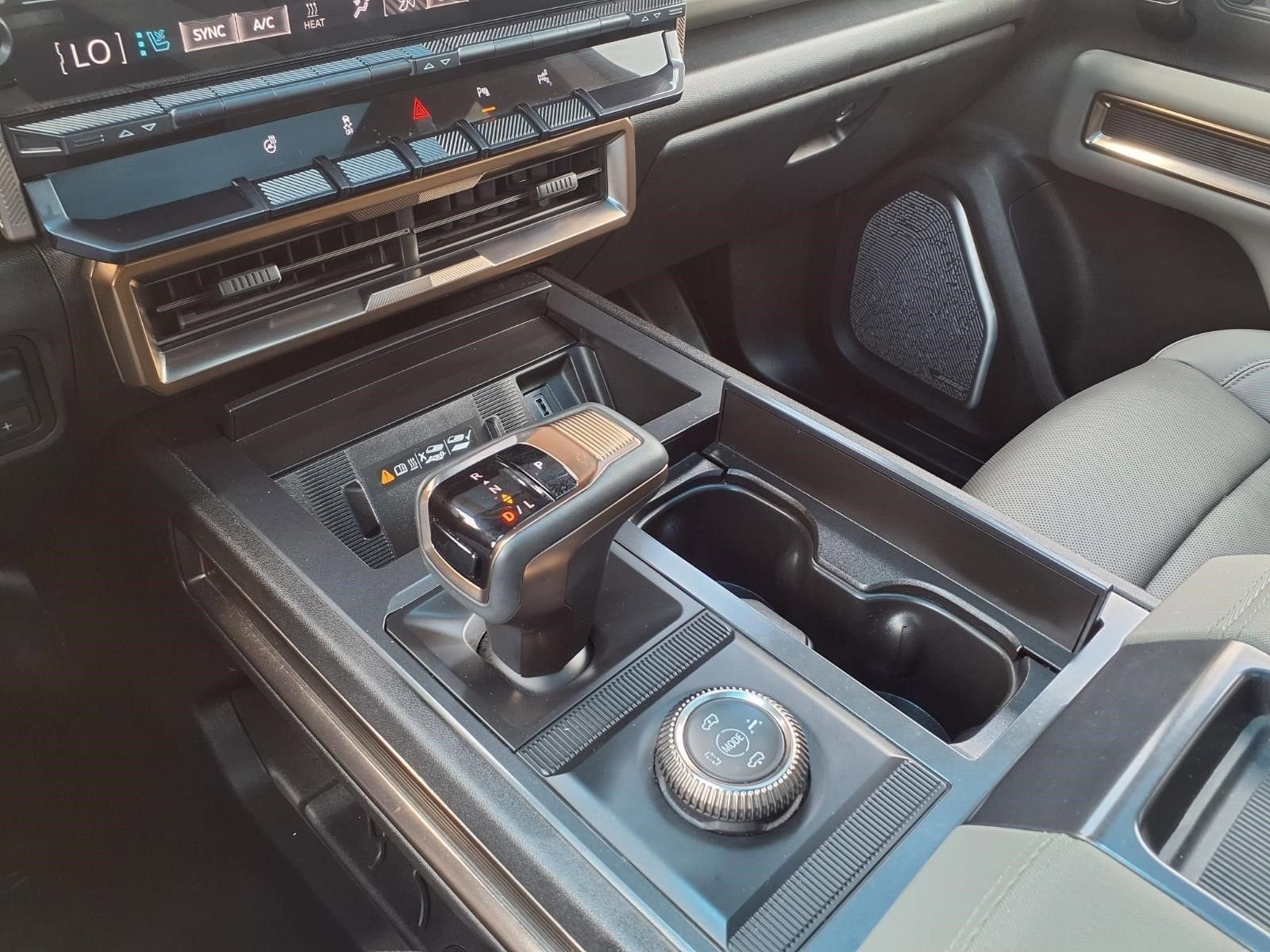 2024 GMC HUMMER EV SUV 3X