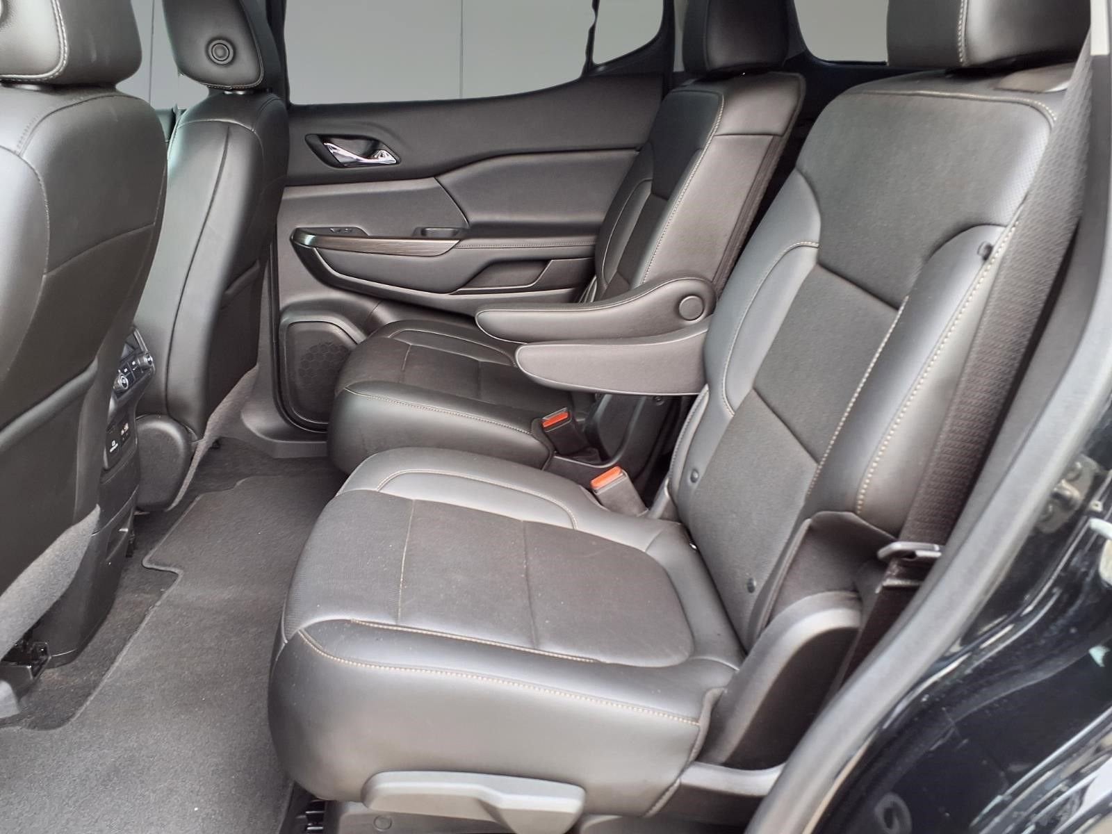 2021 GMC Acadia SLT