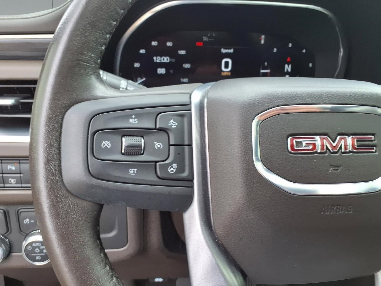 2022 GMC Yukon SLT