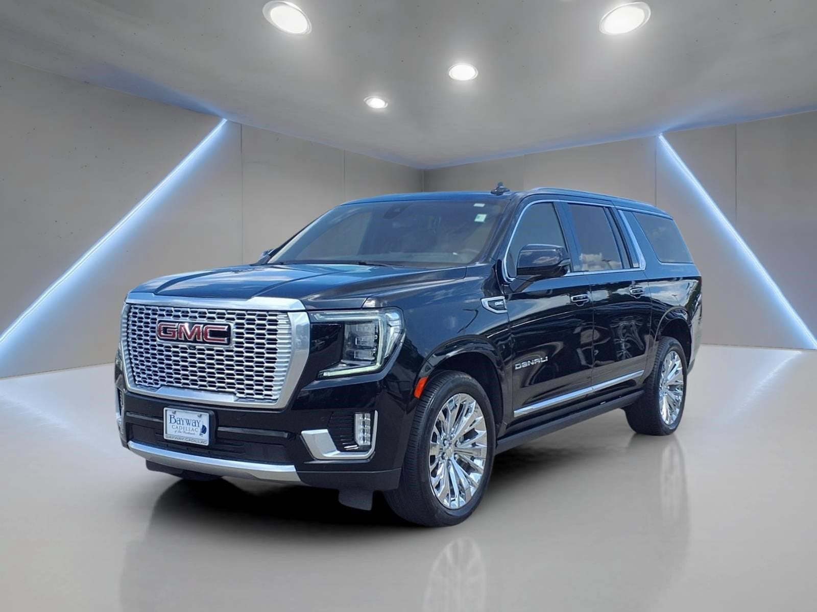 2021 GMC Yukon Denali 2WD's photo