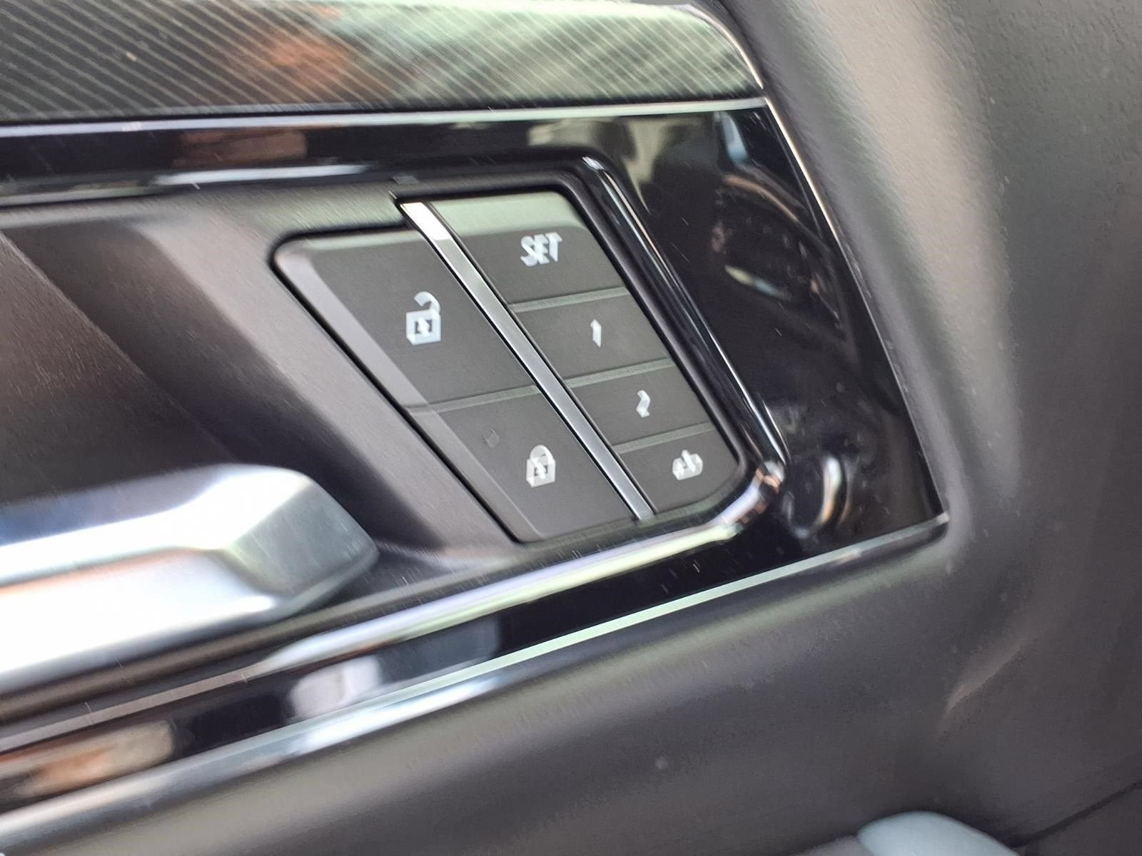 2025 GMC Yukon AT4