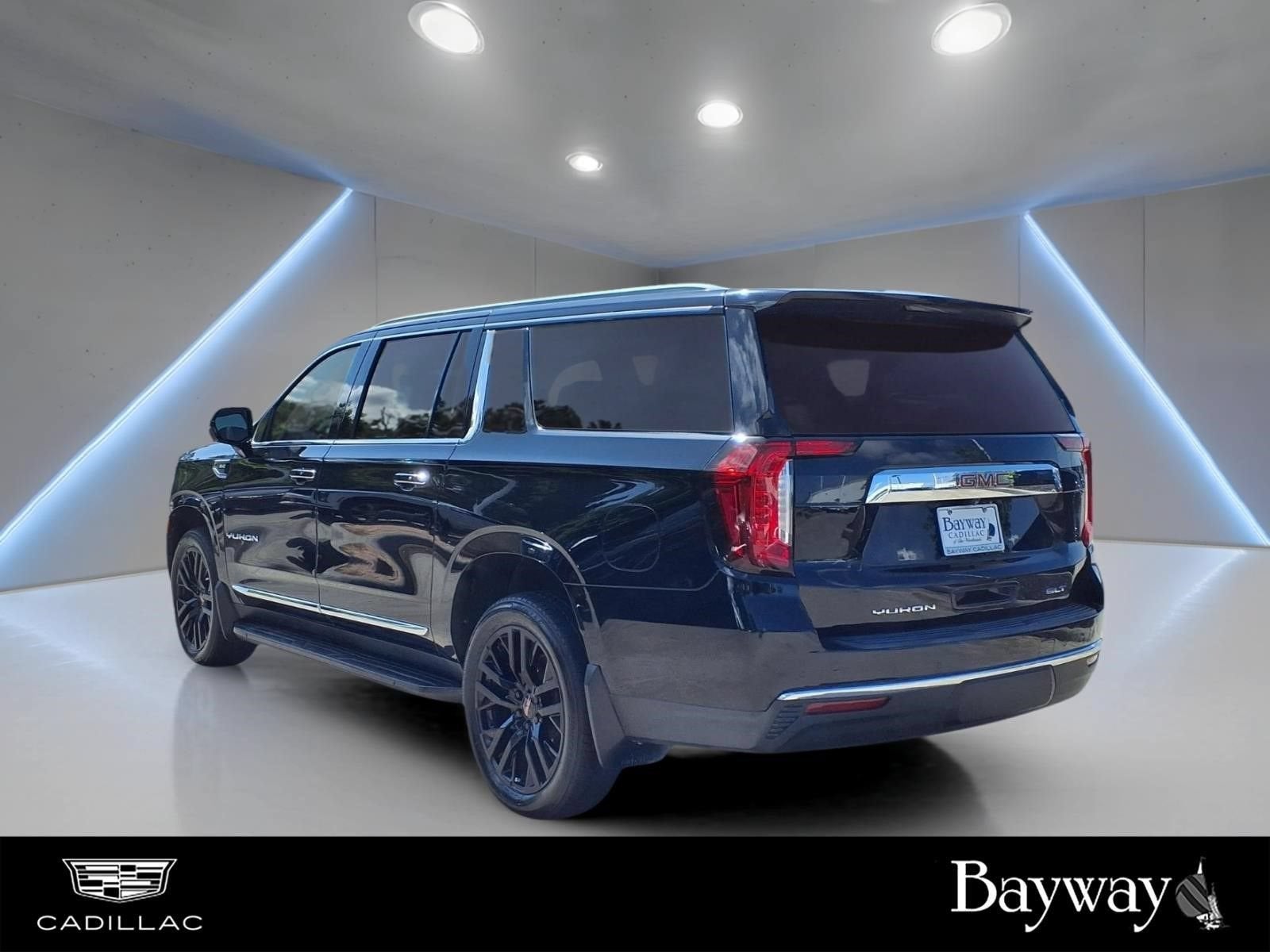 2022 GMC Yukon XL SLT