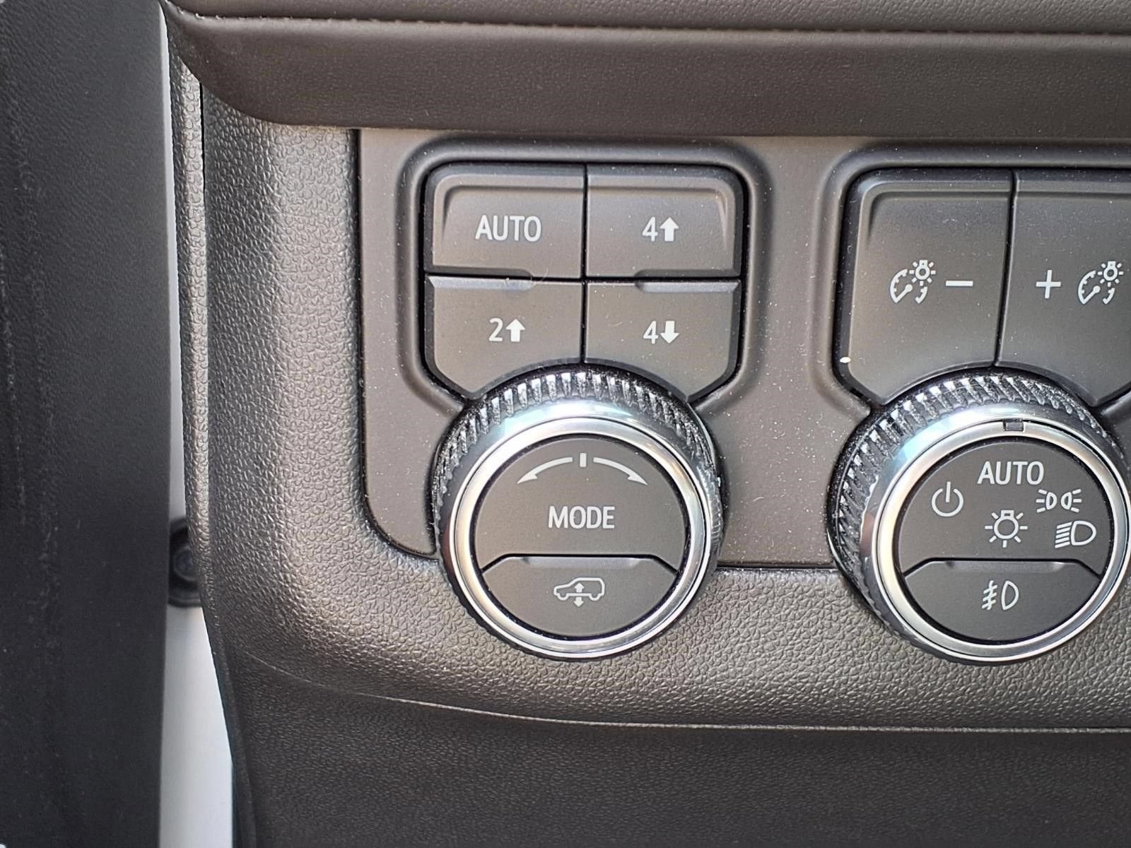 2024 GMC Yukon XL Denali Ultimate