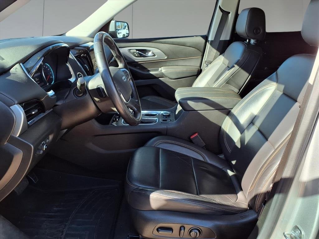 2021 Chevrolet Traverse RS