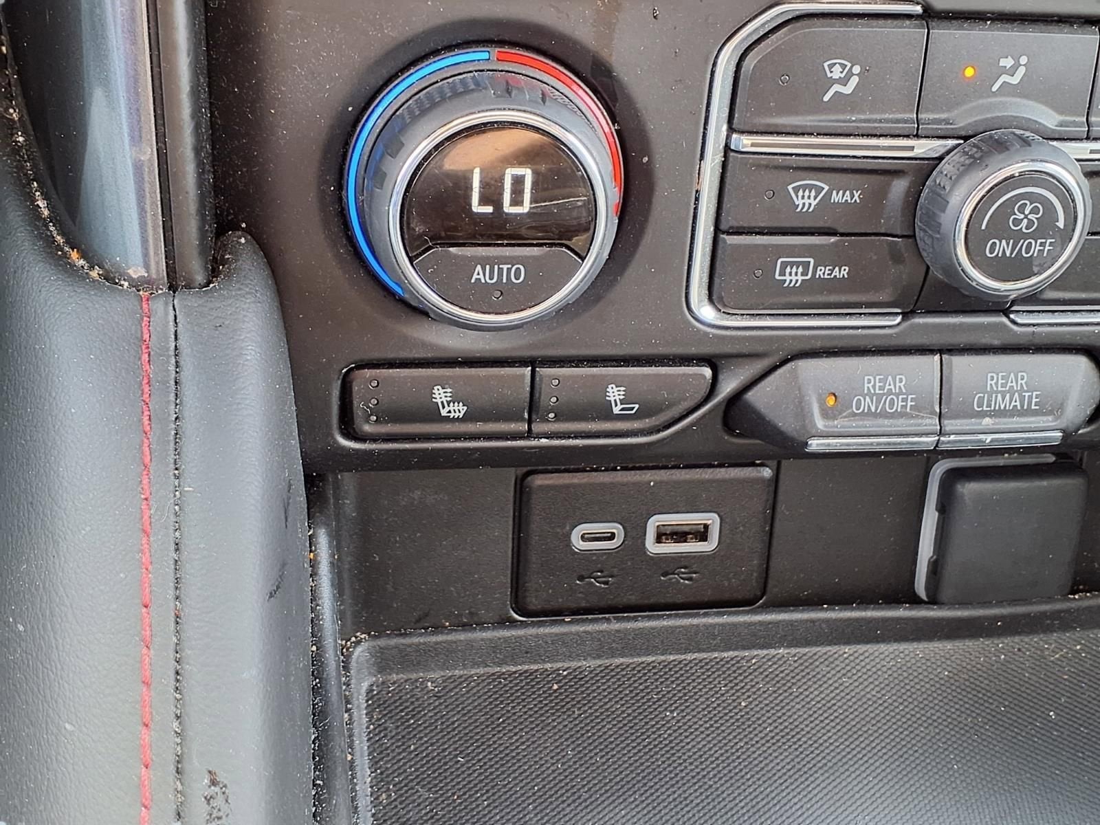 2024 Chevrolet Suburban RST