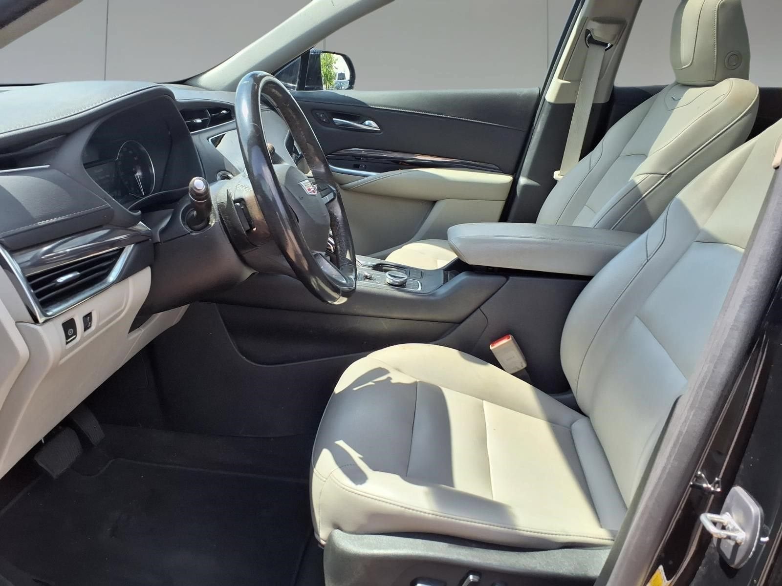 2020 Cadillac XT4 FWD Luxury