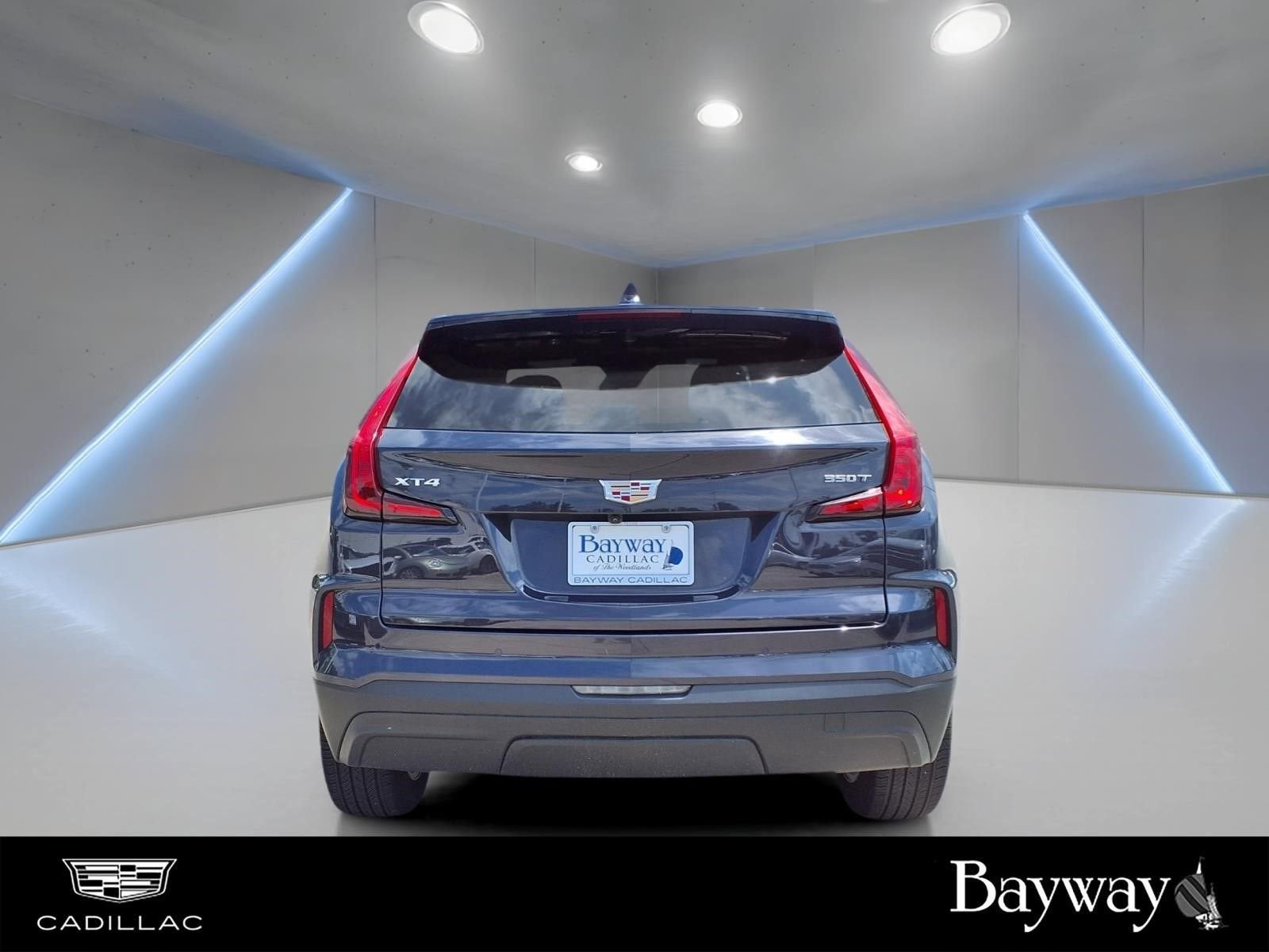 2024 Cadillac XT4 Luxury