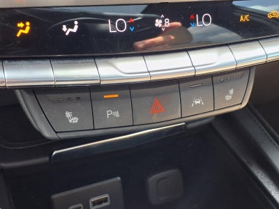 2024 Cadillac XT4 Luxury