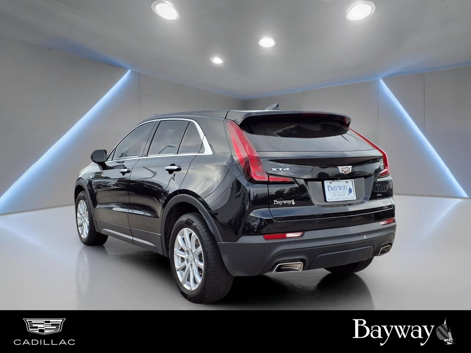 2021 Cadillac XT4 FWD Luxury