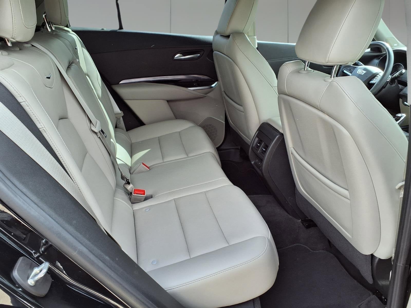 2022 Cadillac XT4 Luxury