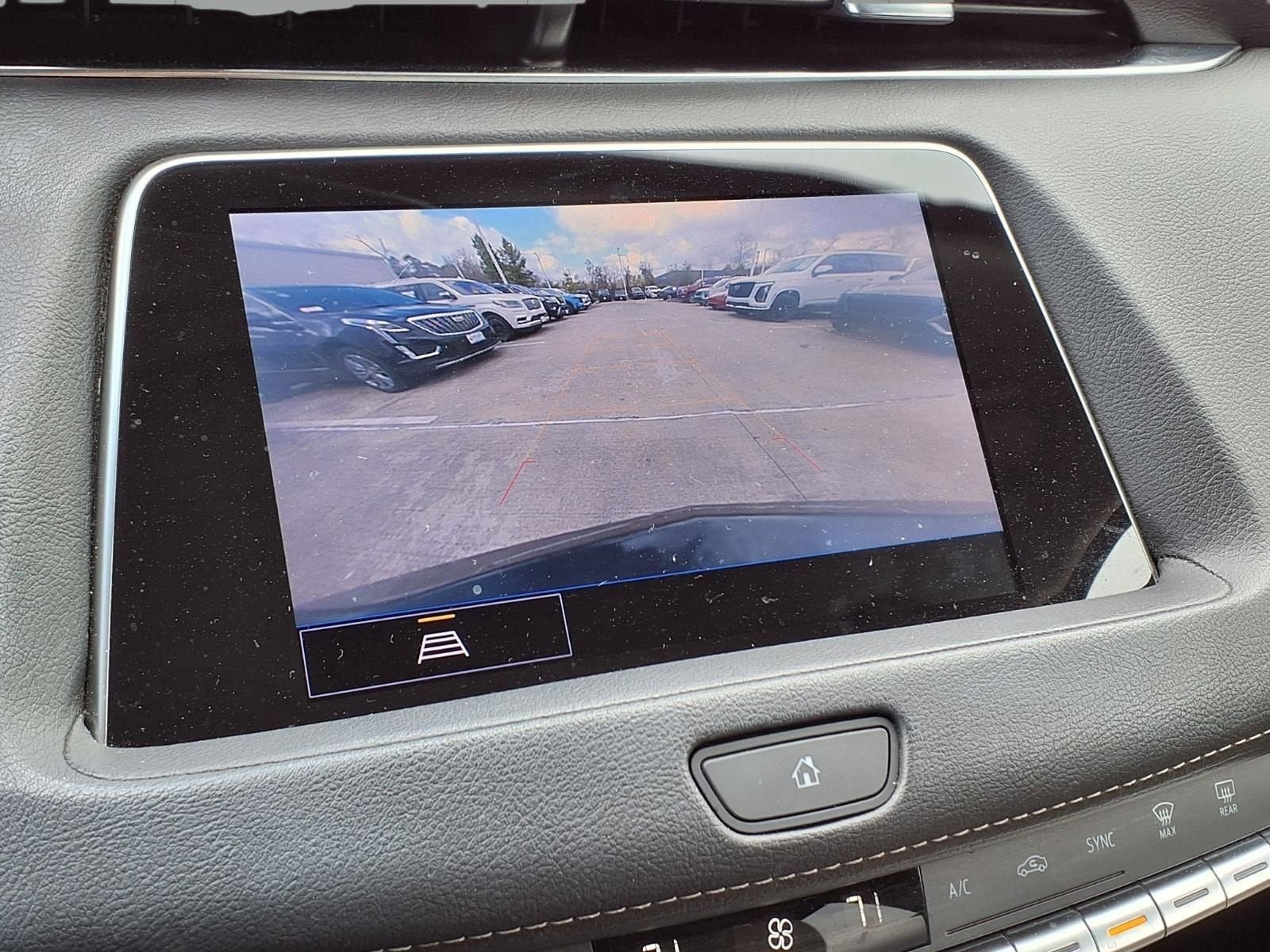 2022 Cadillac XT4 Luxury