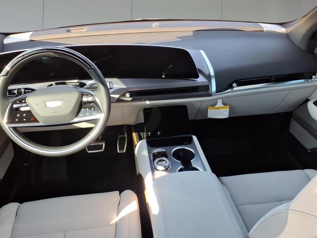 2026 Cadillac VISTIQ Luxury