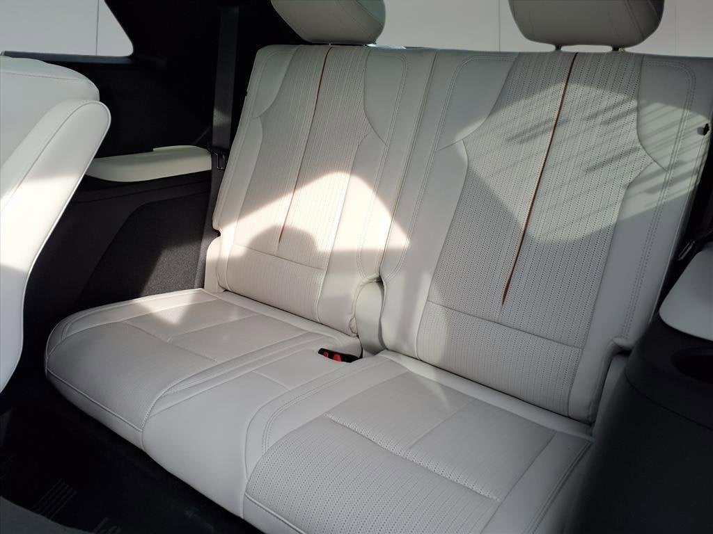 2026 Cadillac VISTIQ Luxury