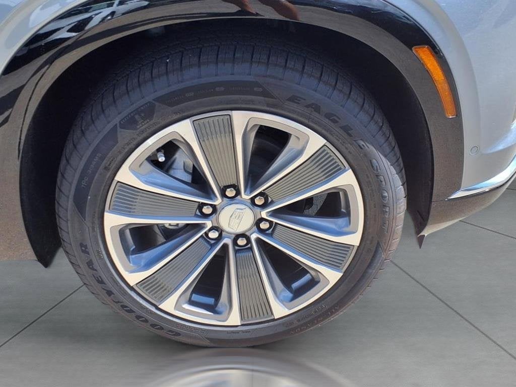 2026 Cadillac VISTIQ Luxury