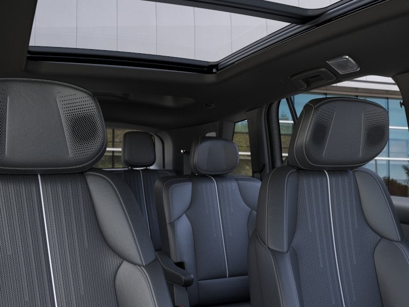 2027 Cadillac VISTIQ Sport - Photo 24