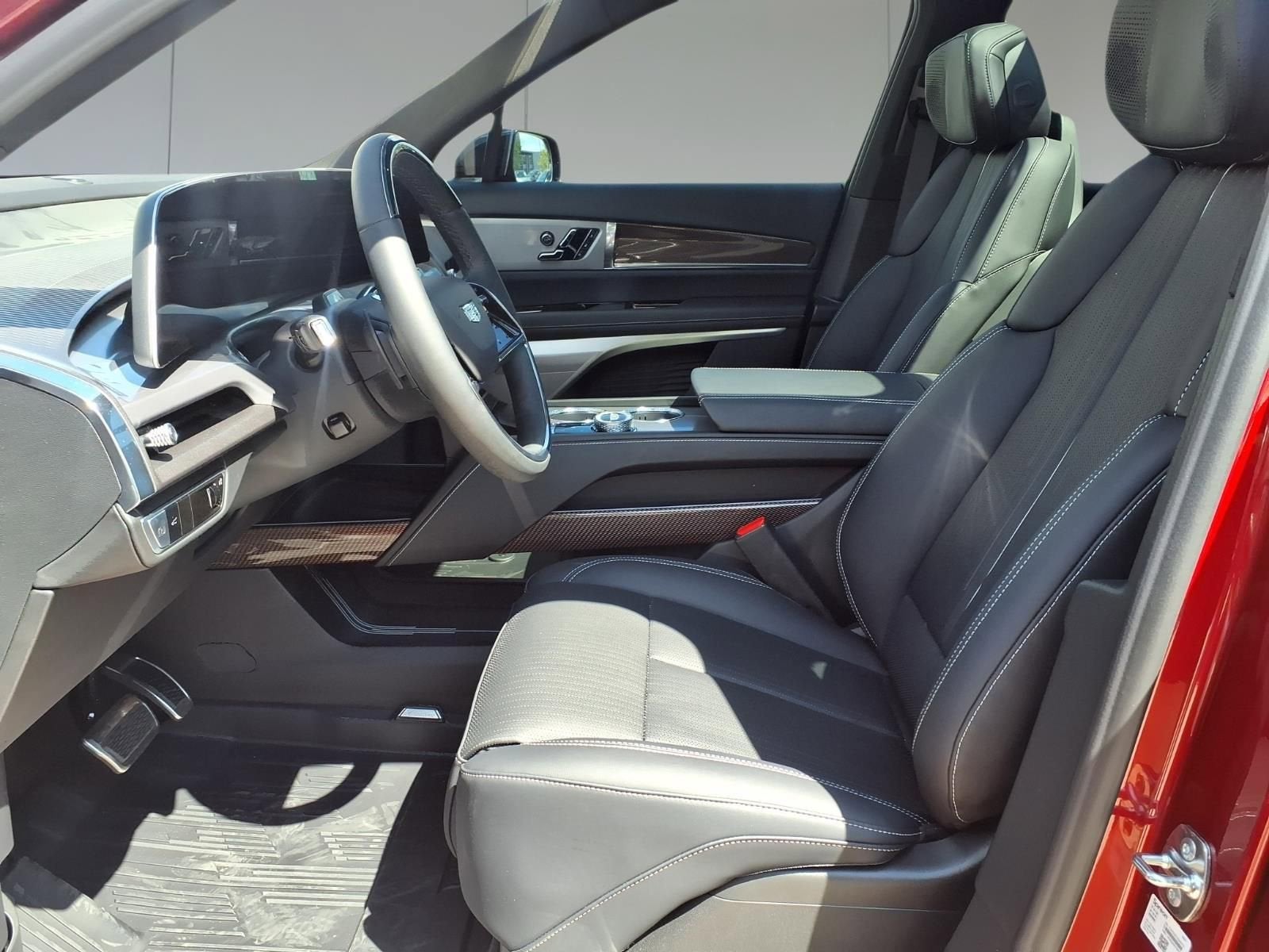 2026 Cadillac VISTIQ Sport