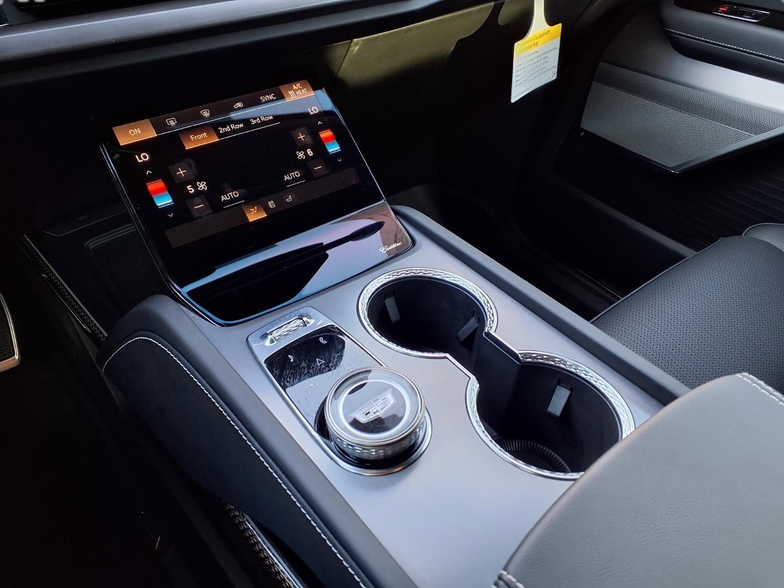 2026 Cadillac VISTIQ Sport