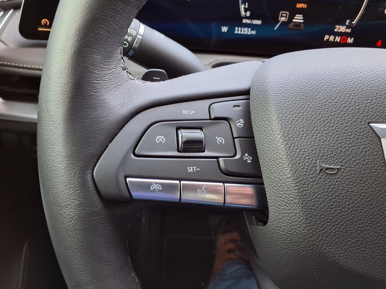 2025 Cadillac XT4 Premium Luxury