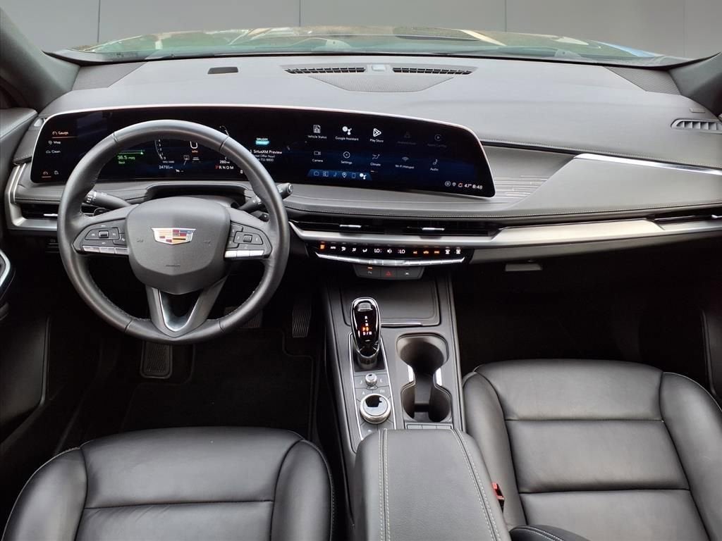 2025 Cadillac XT4 Premium Luxury