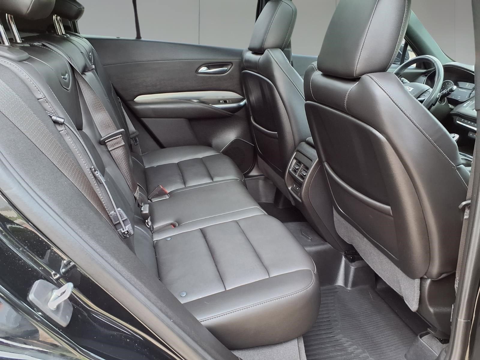 2021 Cadillac XT4 Premium Luxury