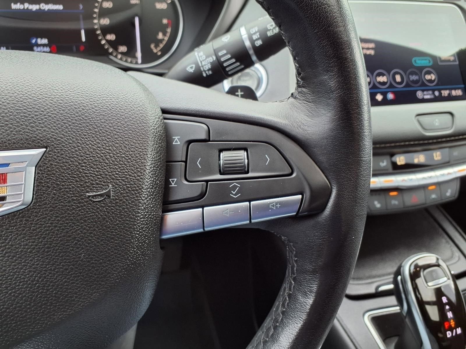 2021 Cadillac XT4 Premium Luxury