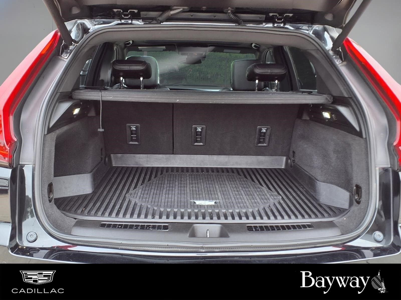 2021 Cadillac XT4 Premium Luxury