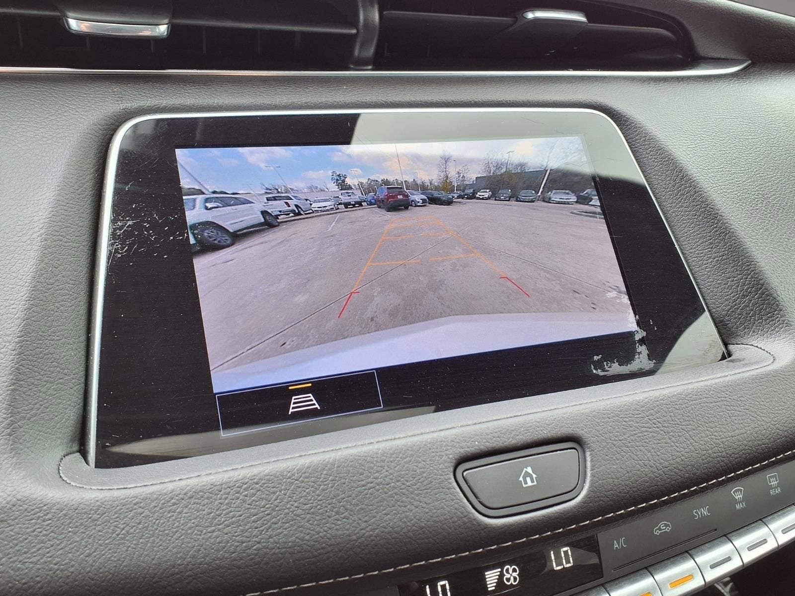 2023 Cadillac XT4 Premium Luxury