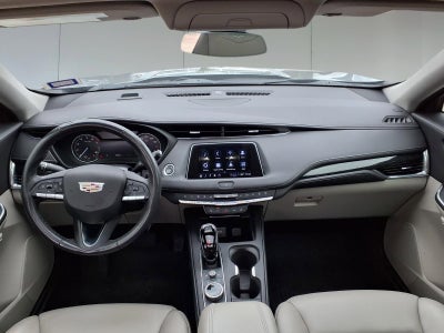 2023 Cadillac XT4 Premium Luxury