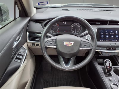 2023 Cadillac XT4 Premium Luxury